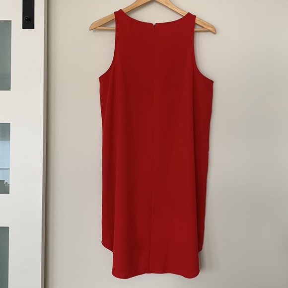 Red dress by cupcakes and cashmere - Picture 2 of 3